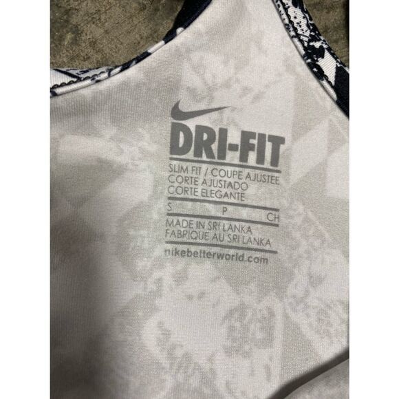 Nike Dri-Fit Black & White Slim Fit Racer Back Workout Tank Top - Picture 4 of 6